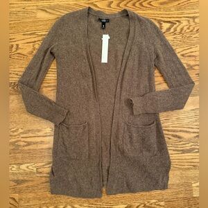 NWT Aqua Cashmere 100% cashmere brown cardigan with pockets Size Small